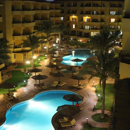 Pool View Apartment At British Resort - Unit 02 Hurghada Bagian luar foto