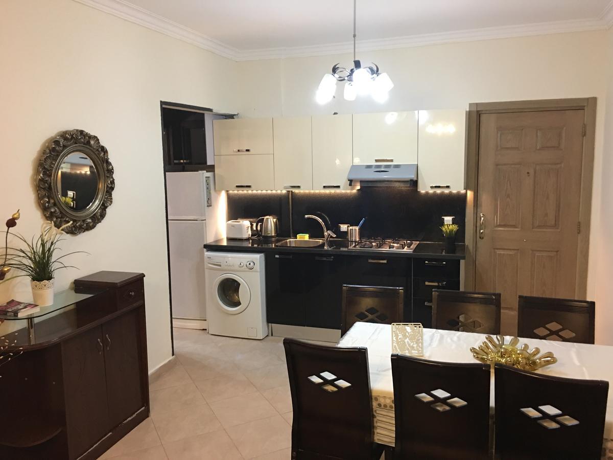 Pool View Apartment At British Resort - Unit 02 Hurghada Bagian luar foto