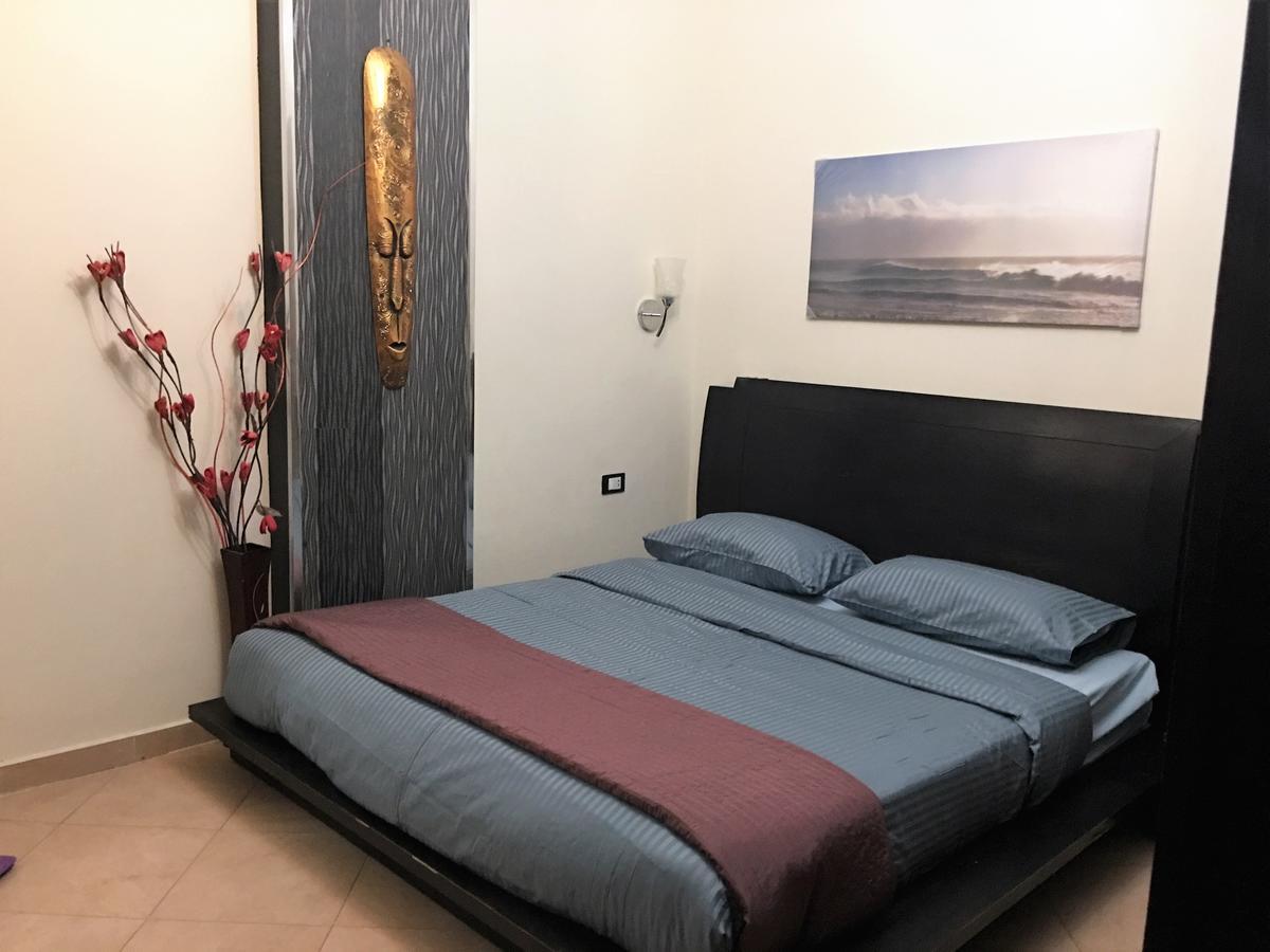 Pool View Apartment At British Resort - Unit 02 Hurghada Bagian luar foto