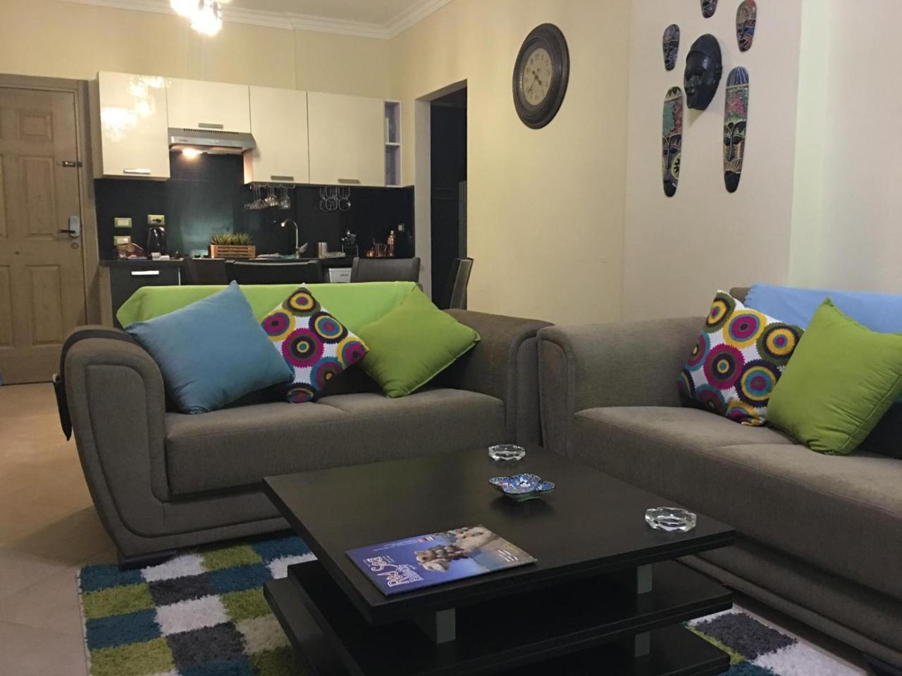 Pool View Apartment At British Resort - Unit 02 Hurghada Bagian luar foto